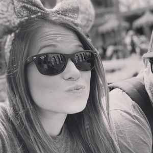 Meet your Posher, Erika